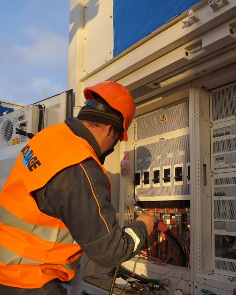 Промислова УЗЕ 2 МВт / 4 МВт·год, реалізована VOLTAGE Group, — проєкт-переможець 100 gREen Award у категорії «Кращий проєкт промислової УЗЕ для виробництва»
